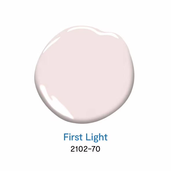 First Light 2102-70 สีทาห้องนอนยอดนิยม จาก Benjamin Moore